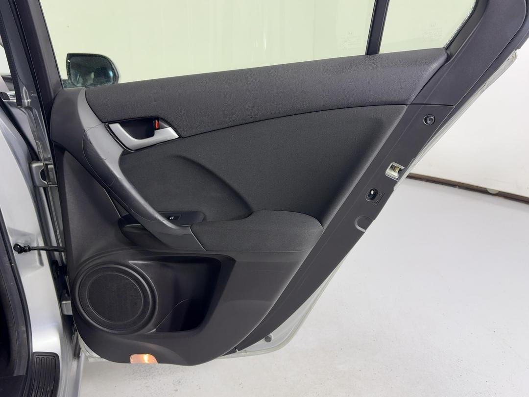 Photo '19' of Honda Accord