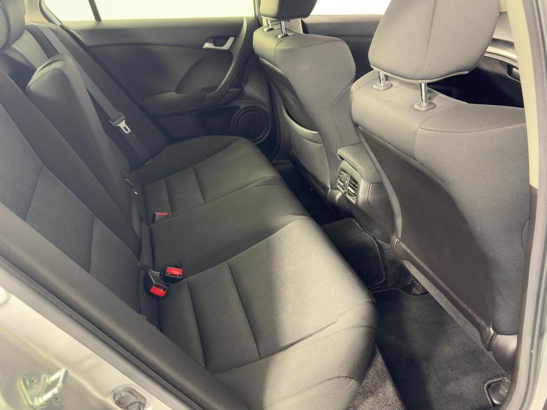 Photo '20' of Honda Accord
