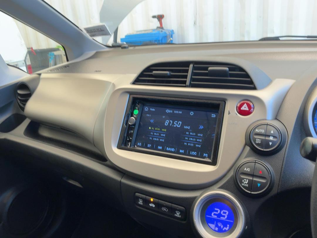 Photo '20' of Honda FIT Photo '20' of Honda FIT