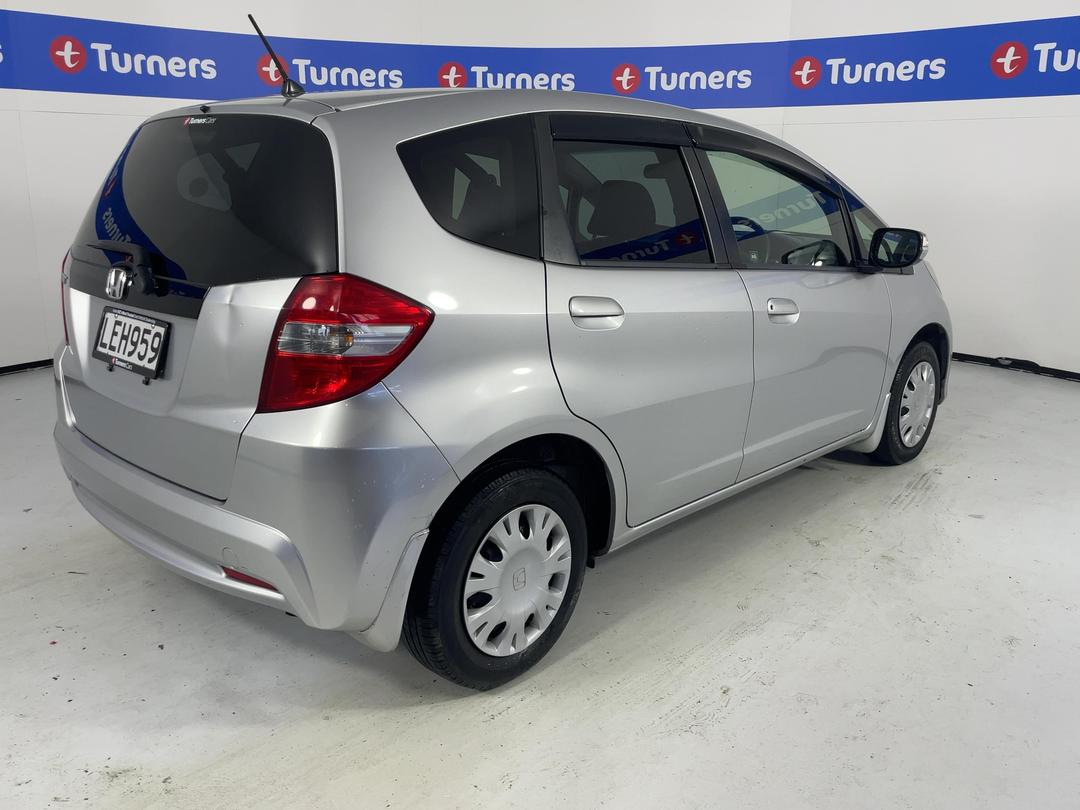 Photo '7' of Honda FIT