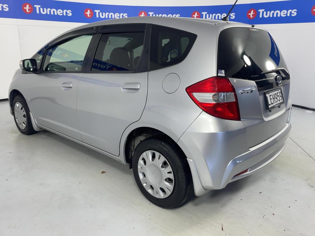 Photo '5' of Honda FIT