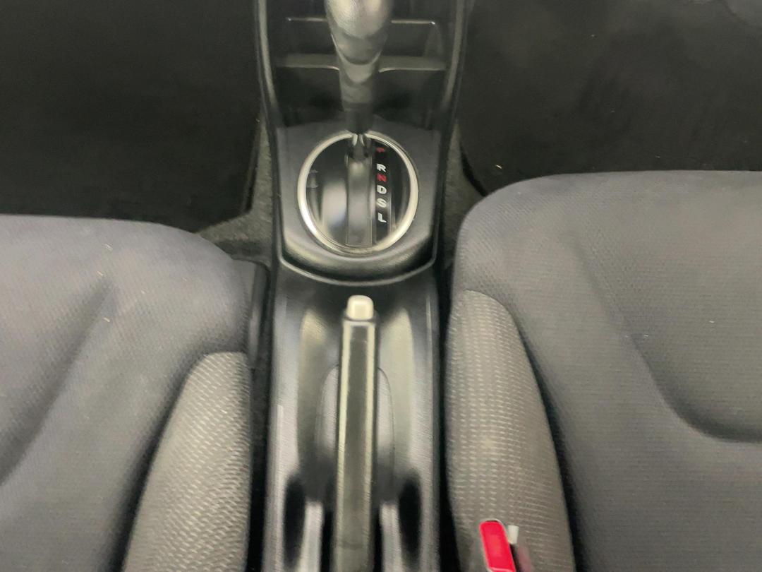 Photo '18' of Honda FIT