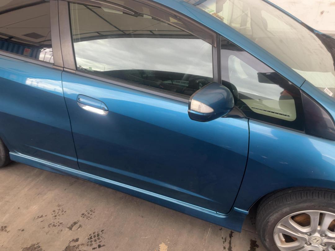 Photo '3' of Honda FIT Shuttle