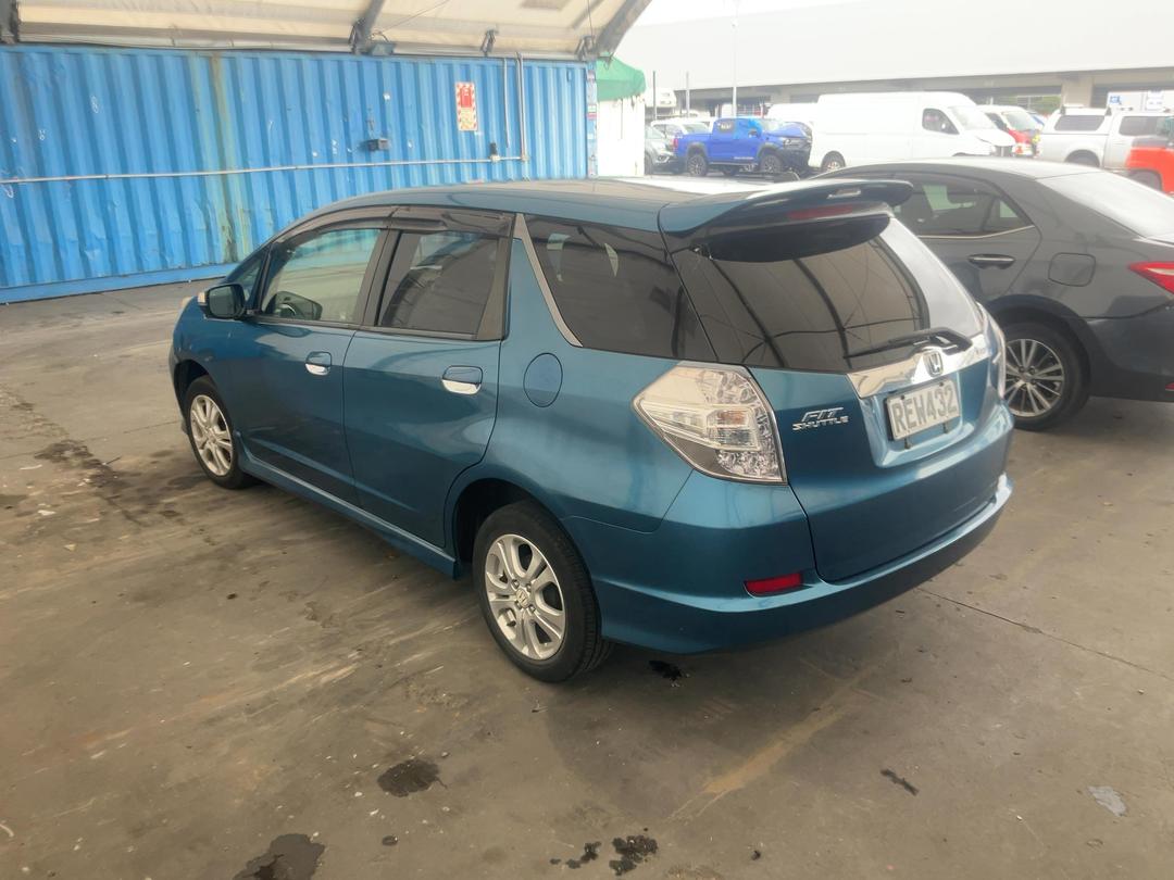 Photo '9' of Honda FIT Shuttle