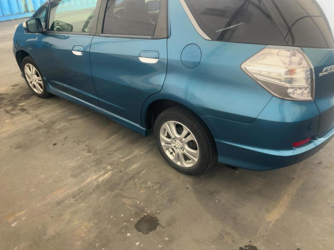 Photo '10' of Honda FIT Shuttle