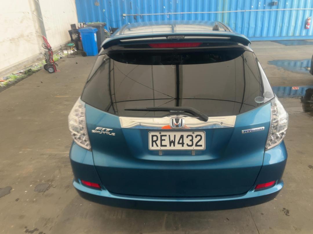 Photo '11' of Honda FIT Shuttle