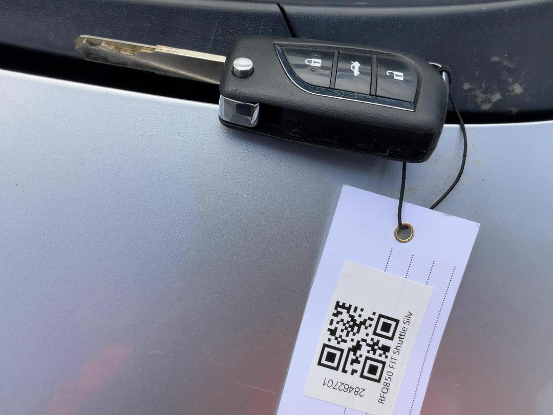 Photo '15' of Honda FIT Shuttle Photo '15' of Honda FIT Shuttle