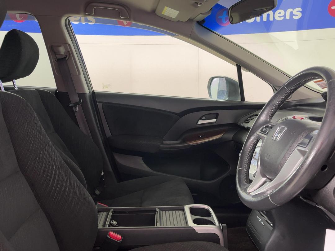 Photo '16' of Honda Odyssey