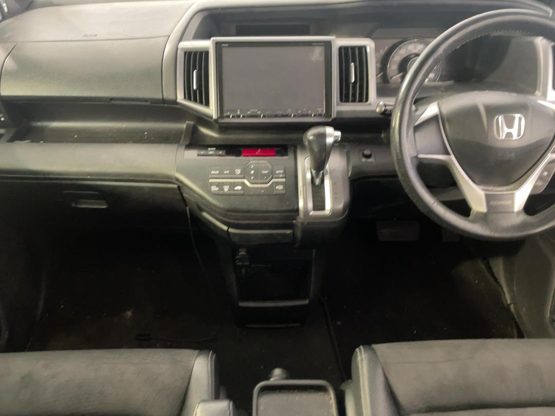 Photo '20' of Honda Stepwgn Stepwagon Spada Photo '20' of Honda Stepwgn Stepwagon Spada