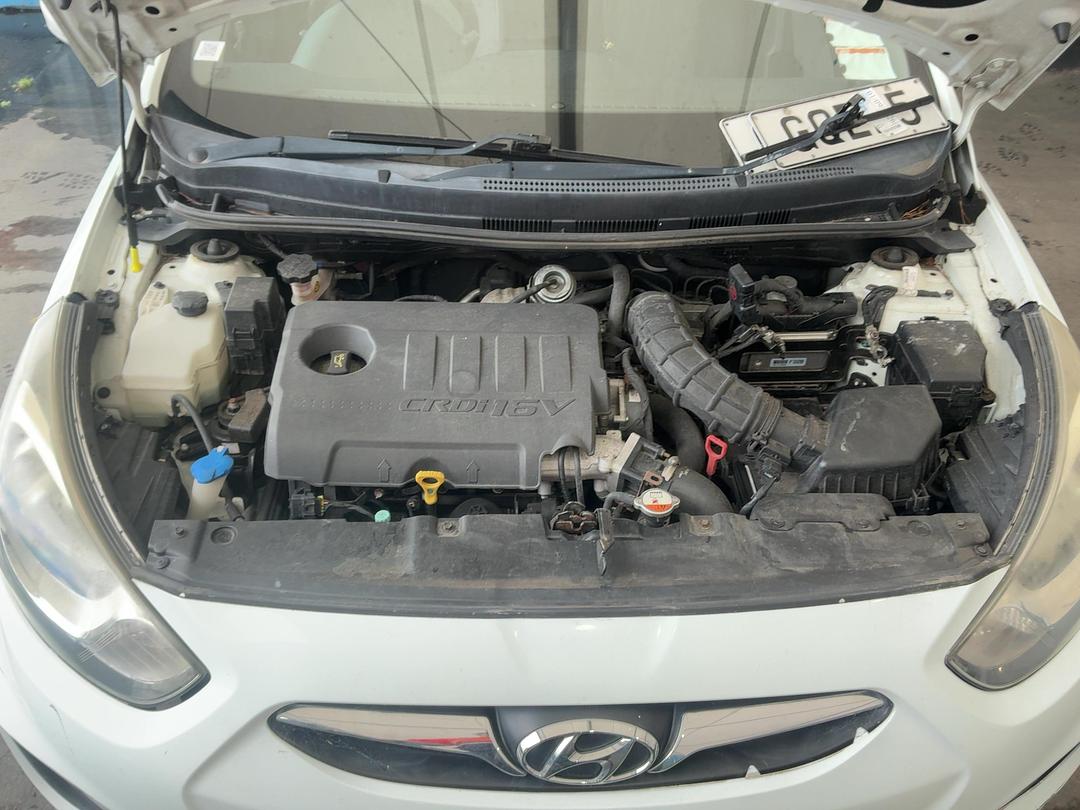 Photo '9' of Hyundai Accent Crdi Photo '9' of Hyundai Accent Crdi