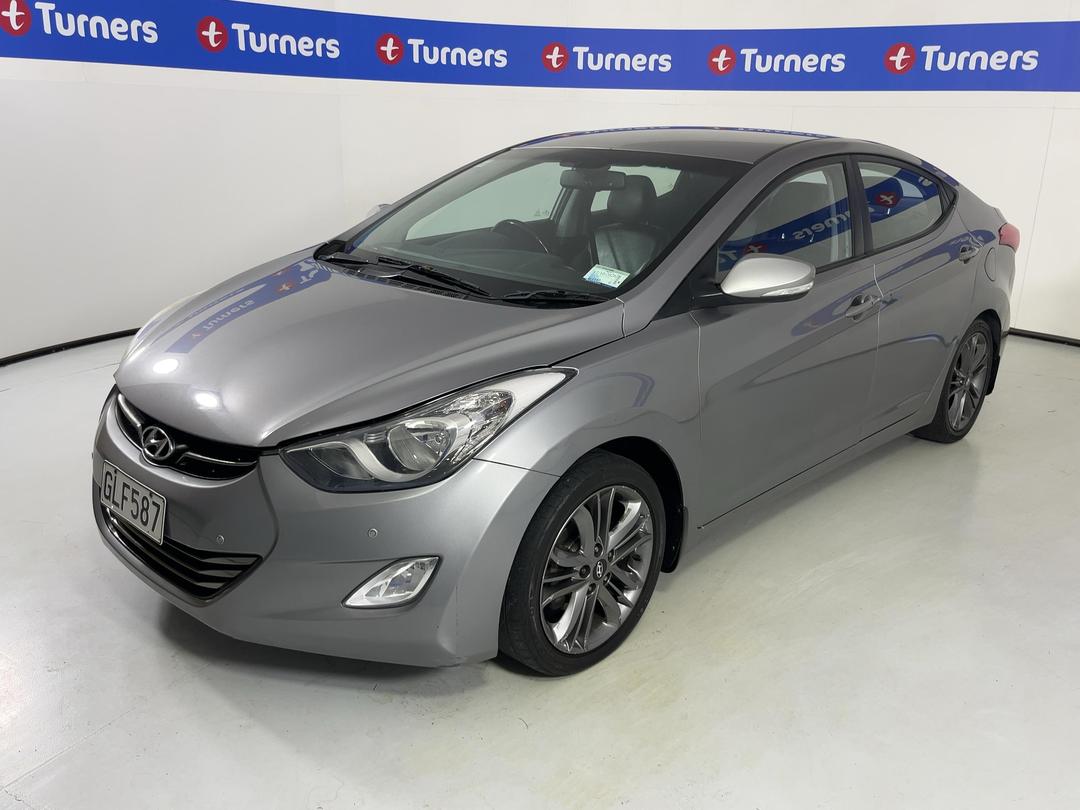 Photo '4' of Hyundai Elantra