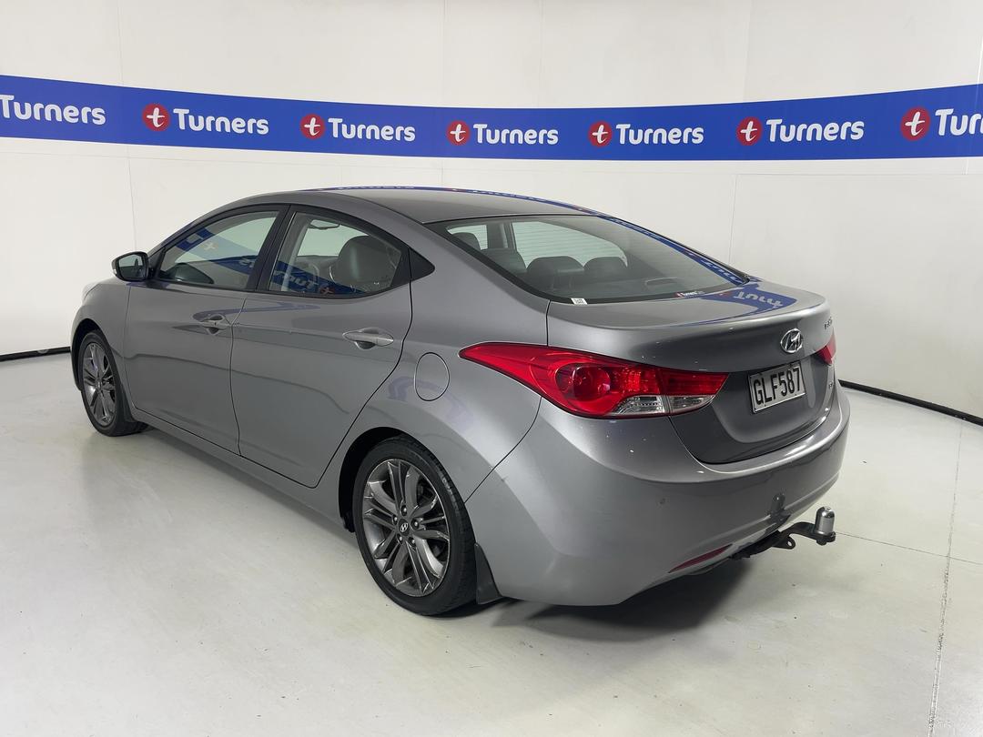Photo '5' of Hyundai Elantra