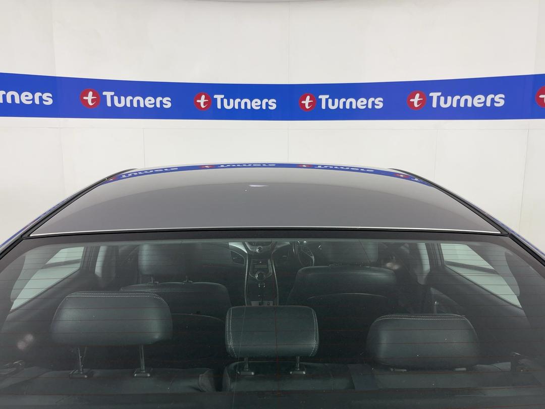 Photo '23' of Hyundai Elantra