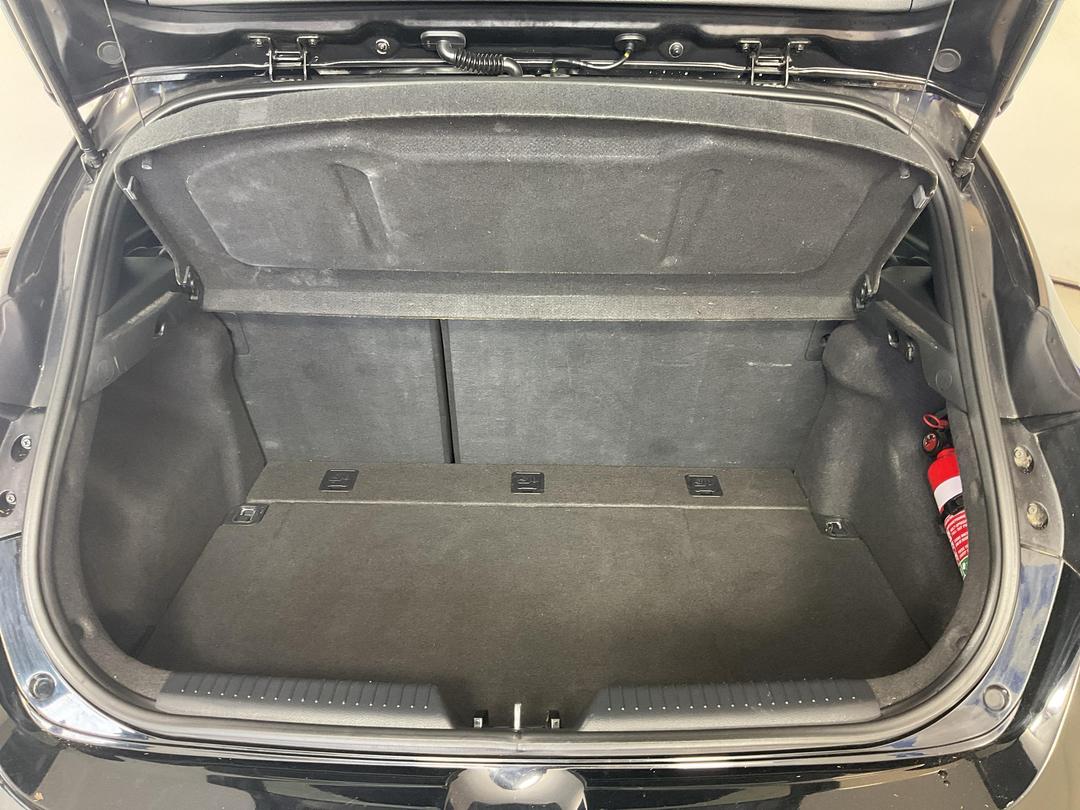 Photo '14' of Hyundai I30