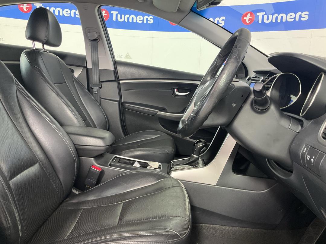 Photo '16' of Hyundai I30