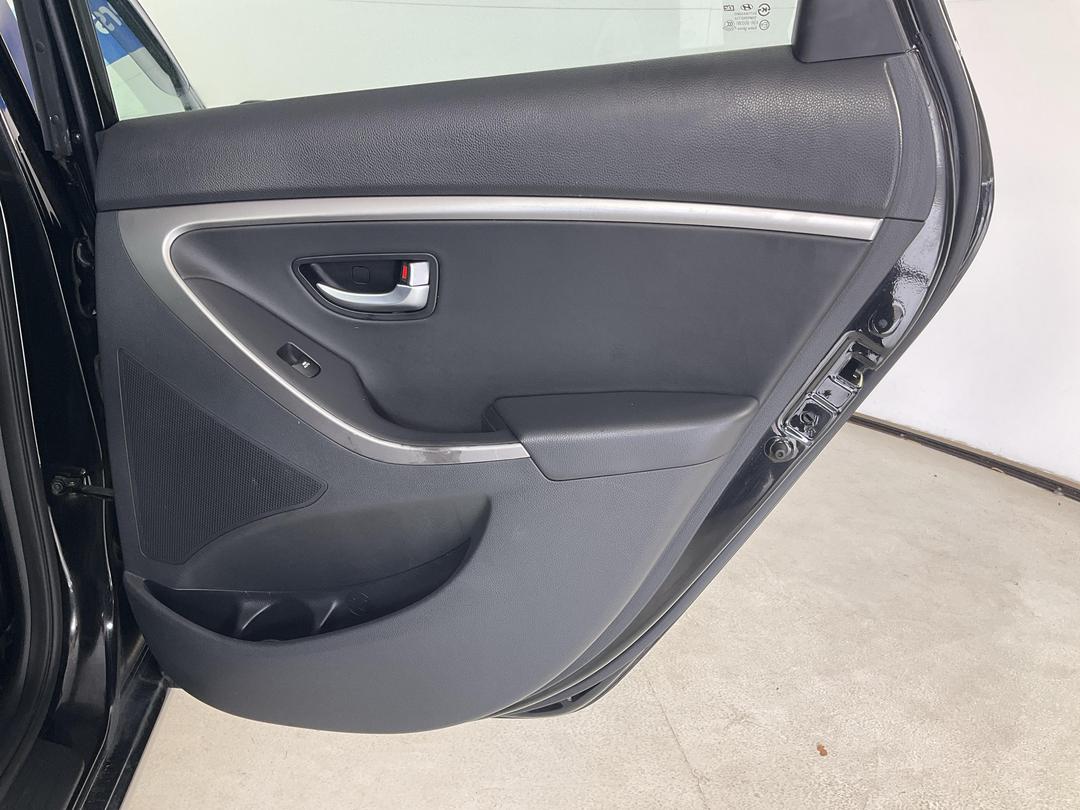 Photo '19' of Hyundai I30