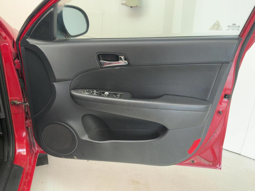 Photo '15' of Hyundai I30