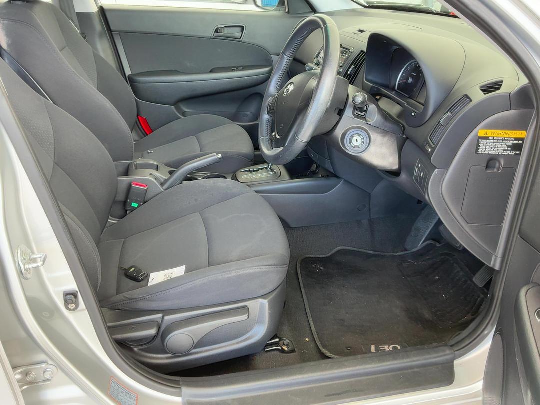 Photo '14' of Hyundai I30 Photo '14' of Hyundai I30