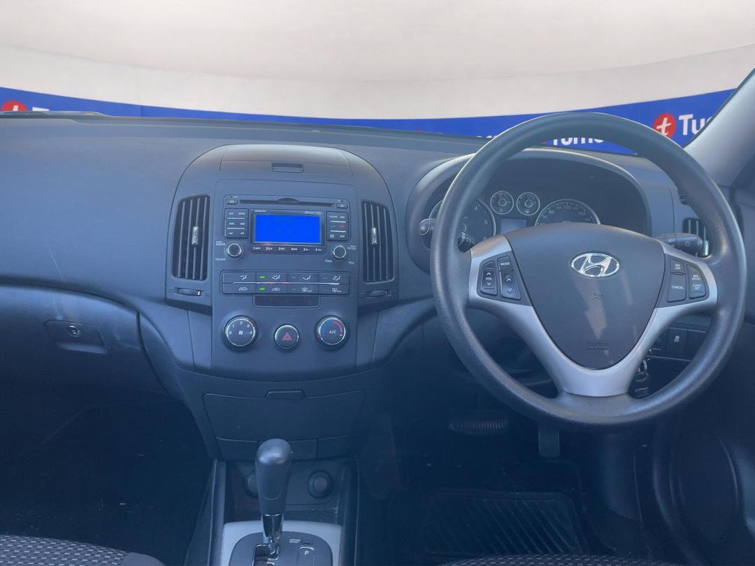 Photo '15' of Hyundai I30 Crdi Photo '15' of Hyundai I30 Crdi