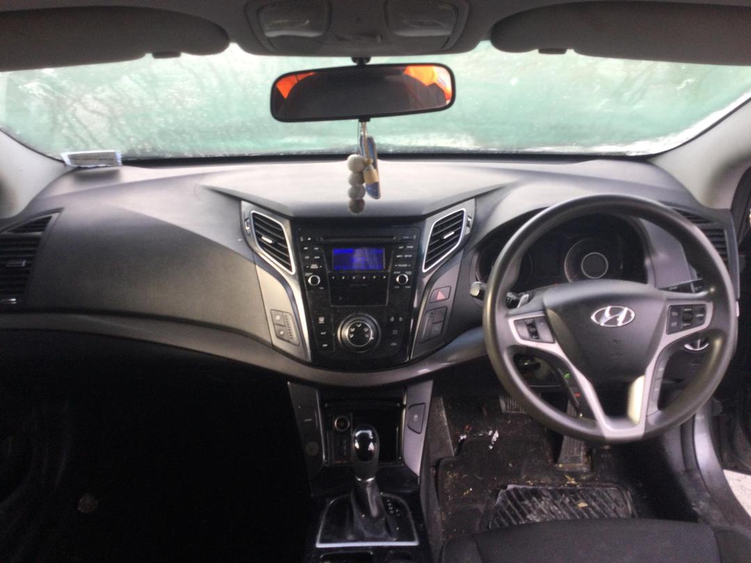 Photo '13' of Hyundai I40