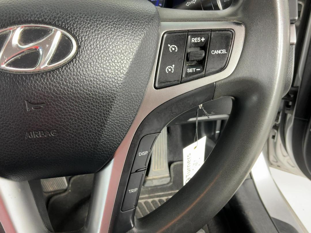 Photo '24' of Hyundai I40