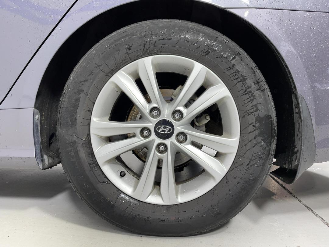 Photo '11' of Hyundai I45