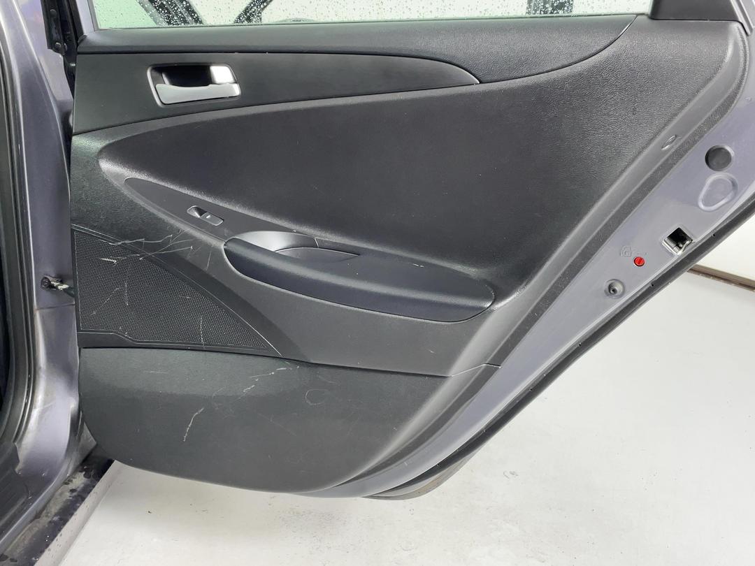 Photo '19' of Hyundai I45