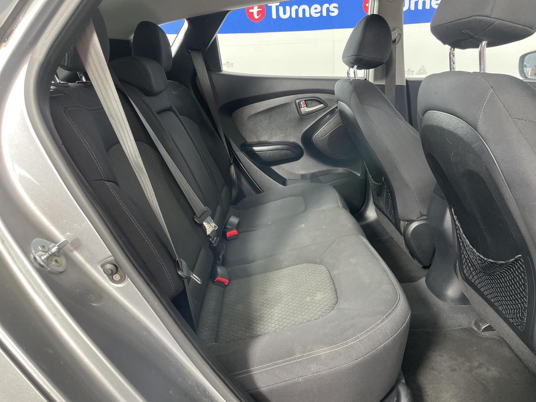 Photo '18' of Hyundai Ix35