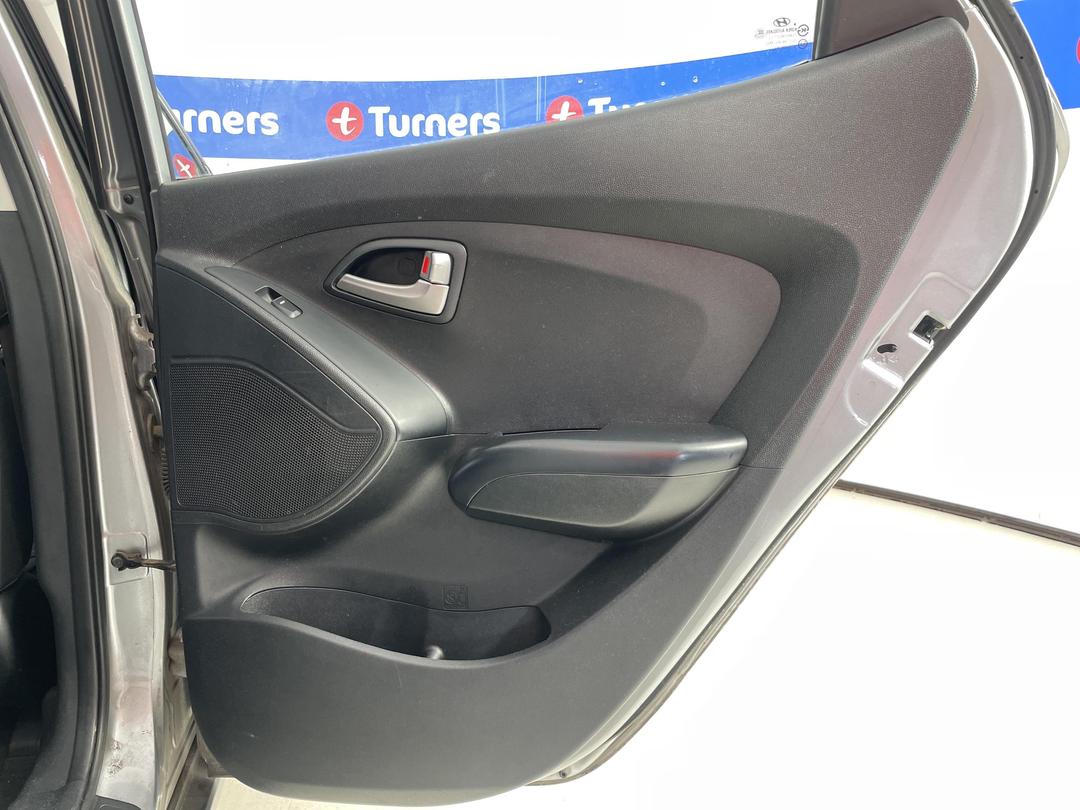 Photo '17' of Hyundai Ix35