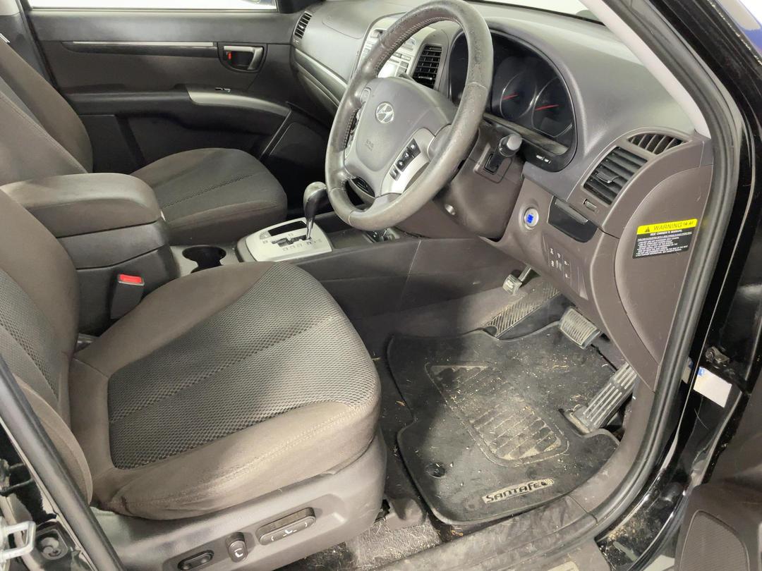 Photo '16' of Hyundai Santa FE