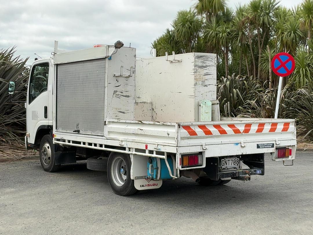 Photo '8' of Isuzu N Series NPR250S Flat Deck