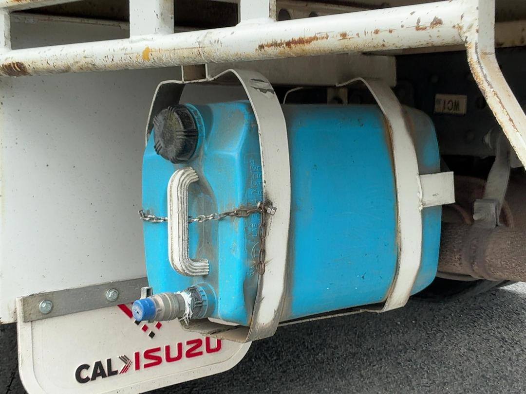 Photo '40' of Isuzu N Series NPR250S Flat Deck