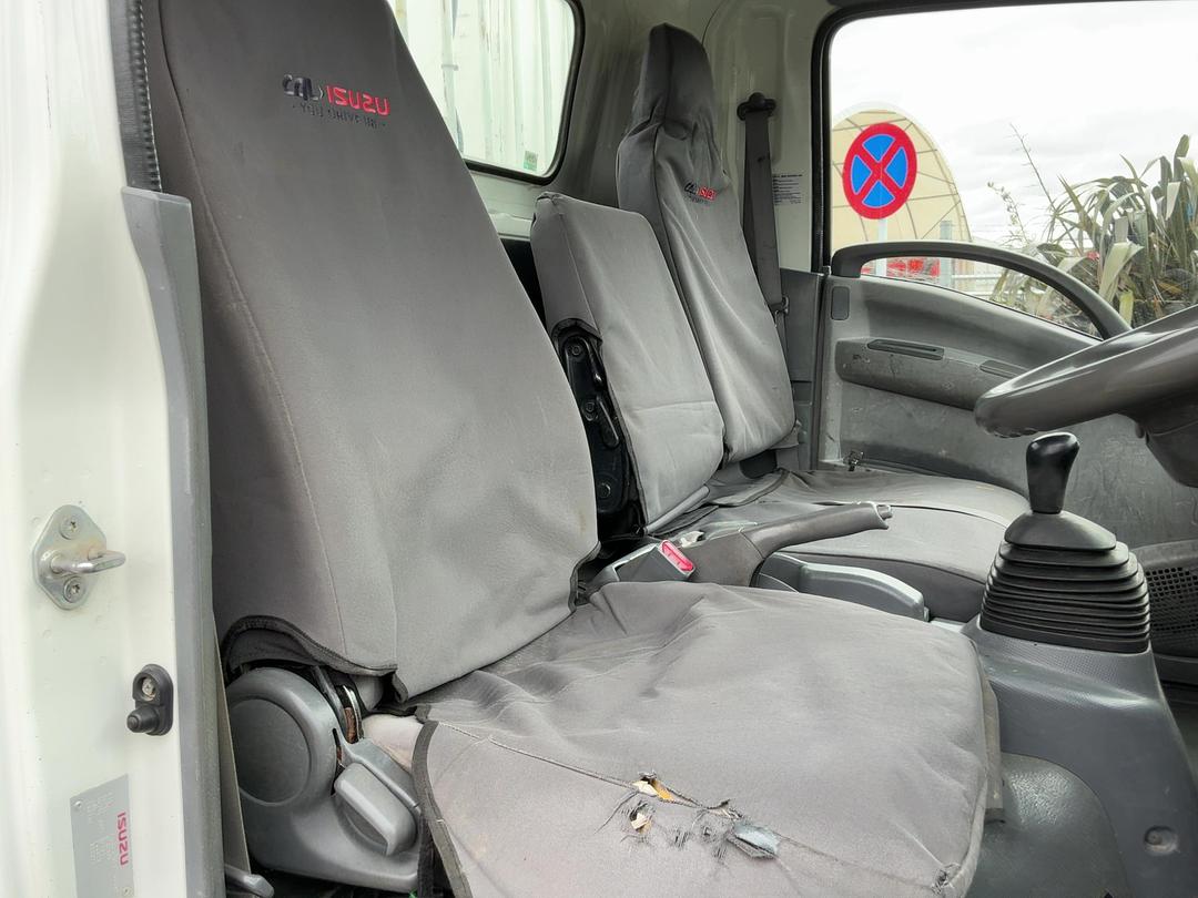 Photo '12' of Isuzu N Series NPR250S Flat Deck