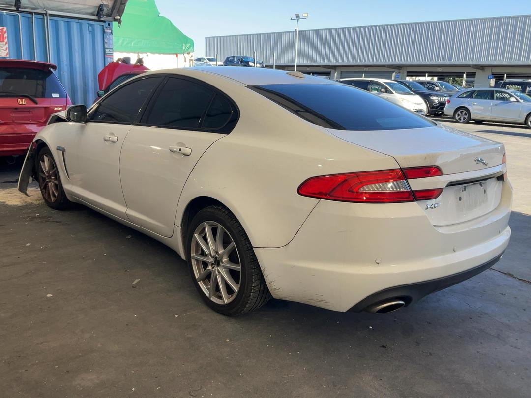 Photo '4' of Jaguar XF Luxury Photo '4' of Jaguar XF Luxury