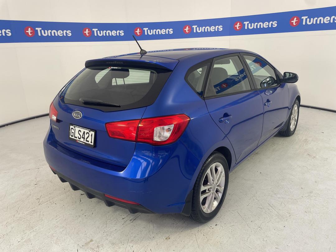 Photo '7' of KIA Cerato