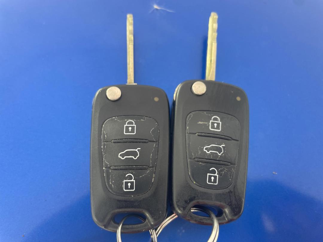 Photo '22' of KIA Cerato