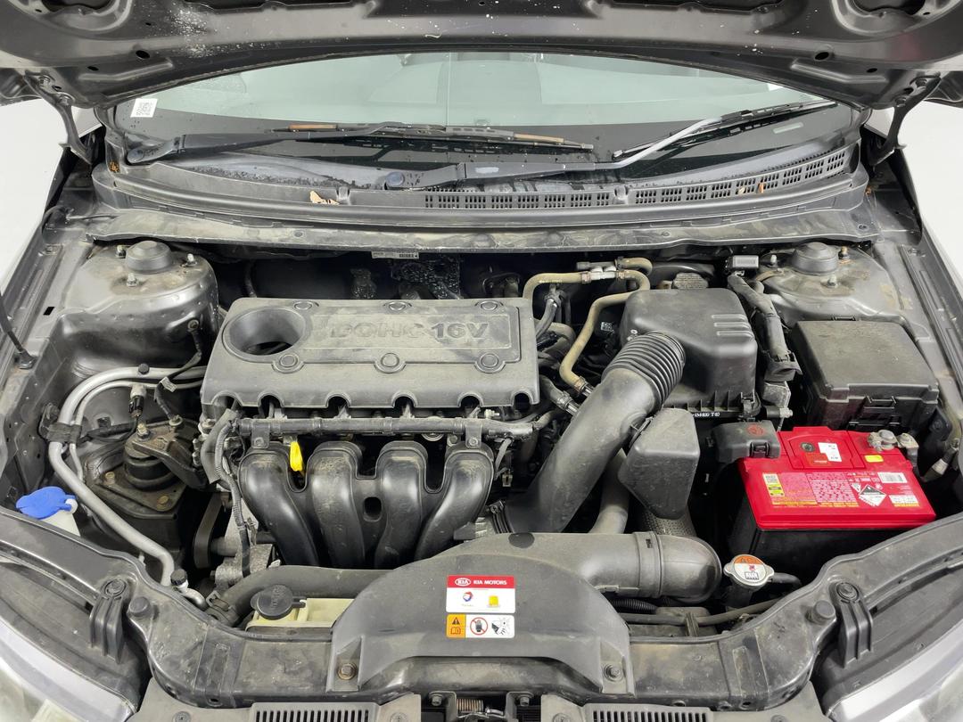 Photo '13' of KIA Cerato
