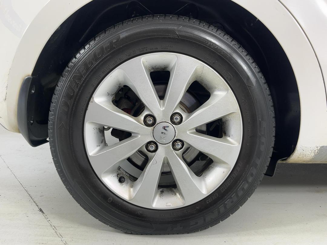 Photo '12' of KIA RIO