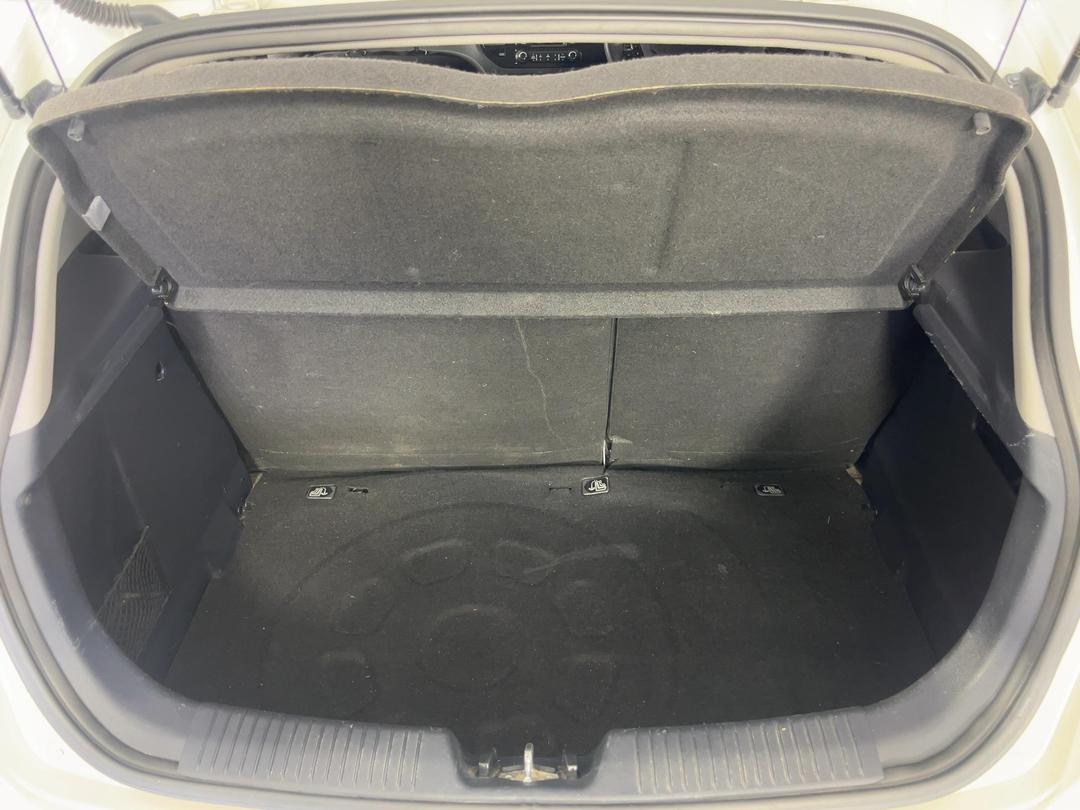 Photo '14' of KIA RIO