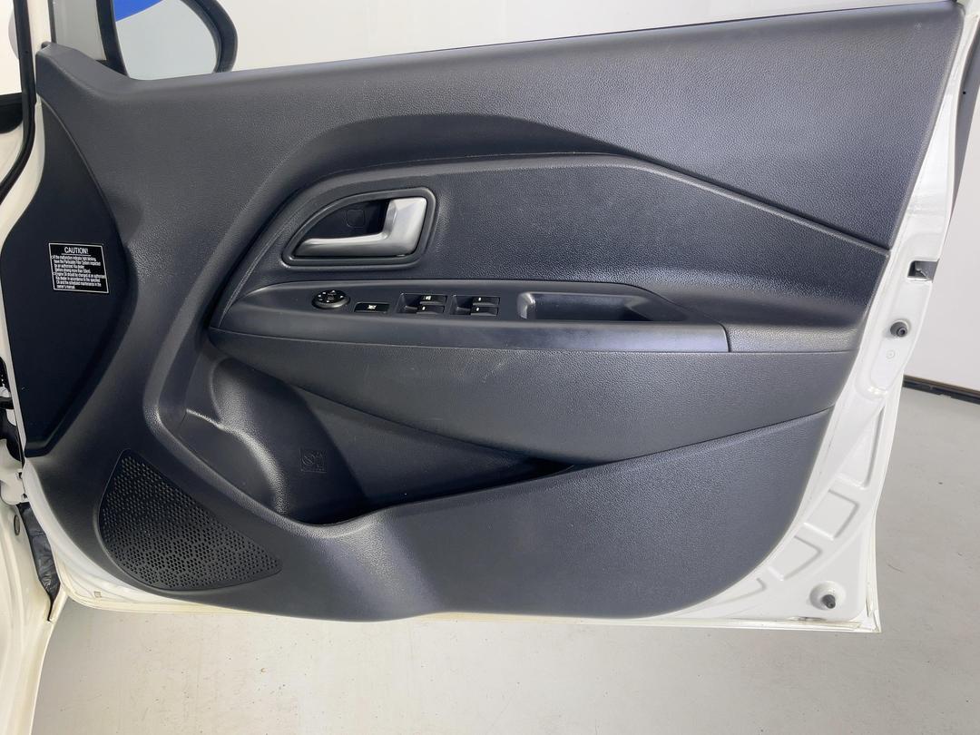 Photo '15' of KIA RIO
