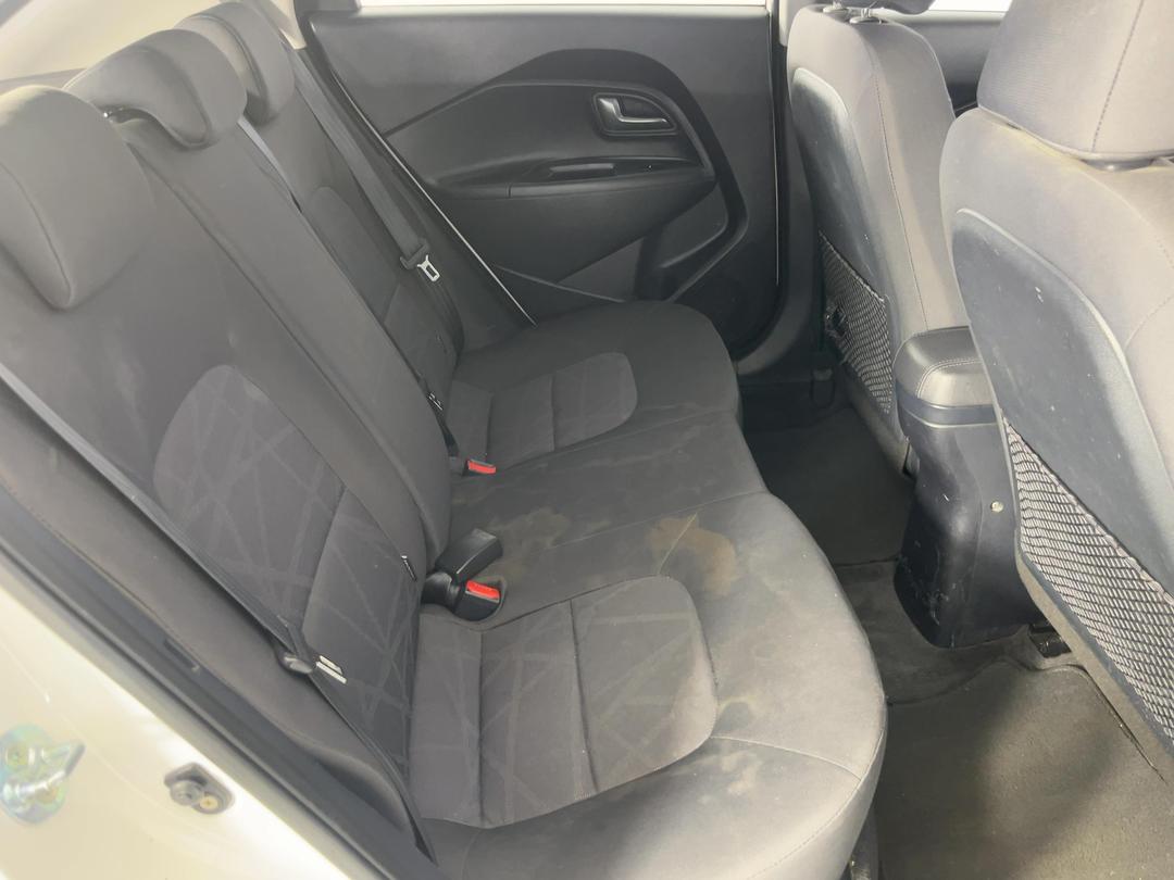 Photo '20' of KIA RIO