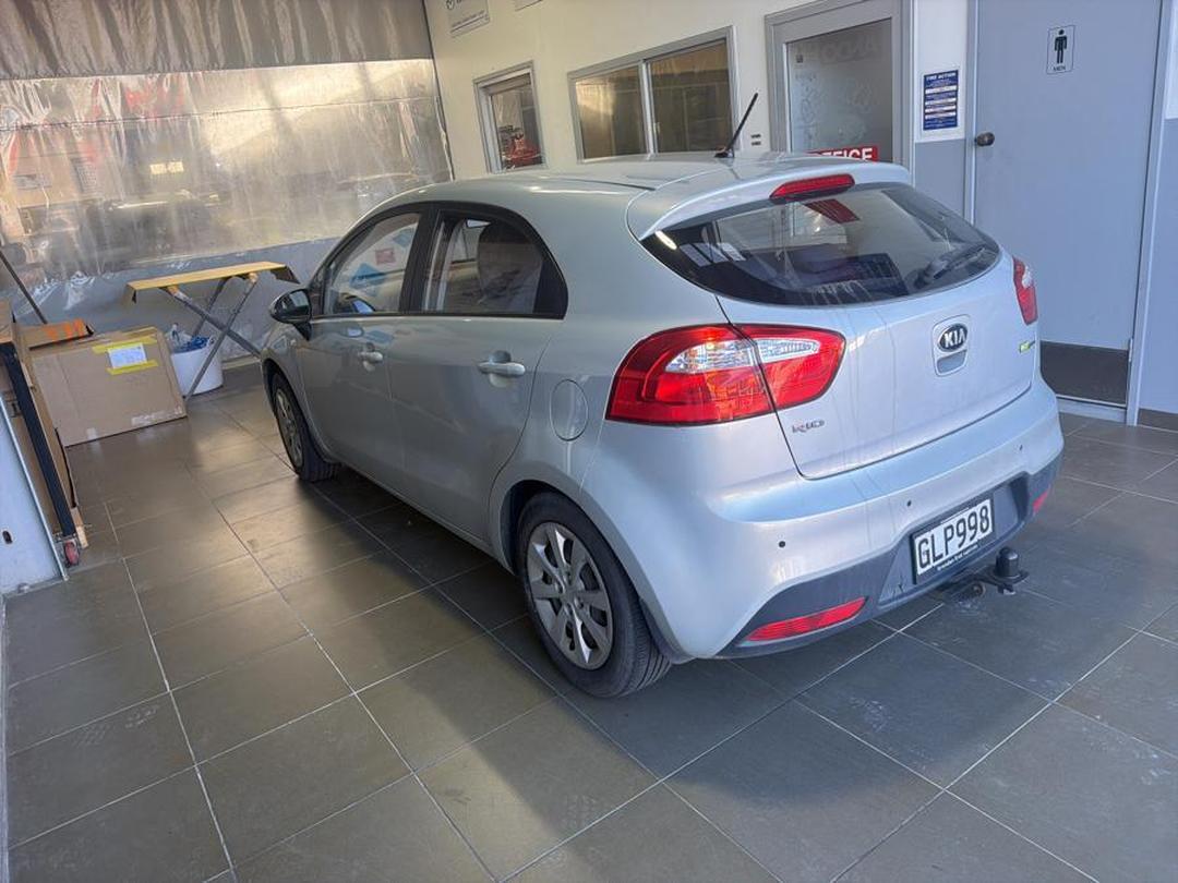 Photo '3' of KIA RIO LX Photo '3' of KIA RIO LX