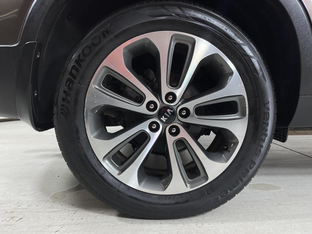 Photo '12' of KIA Sorento