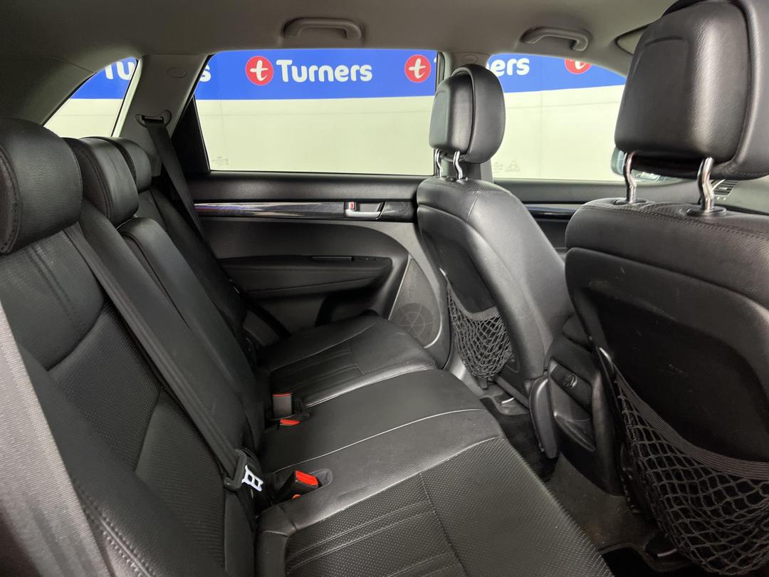 Photo '20' of KIA Sorento