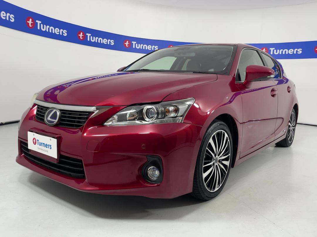Photo '4' of Lexus CT200H