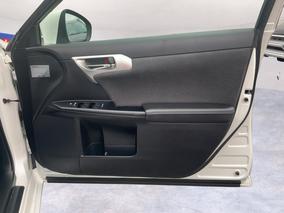 Photo '15' of Lexus CT200H