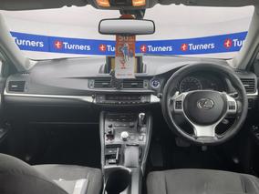 Photo '17' of Lexus CT200H