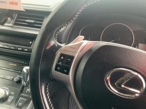 Photo '28' of Lexus CT200H
