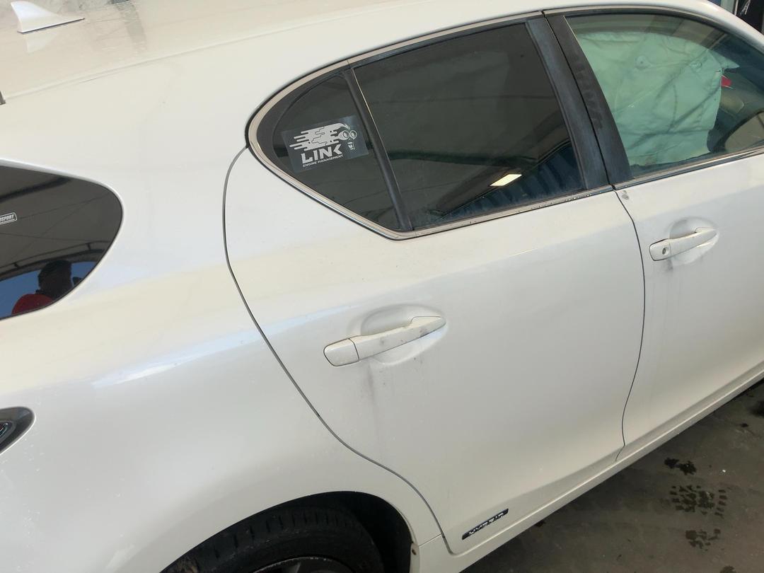 Photo '16' of Lexus CT200H