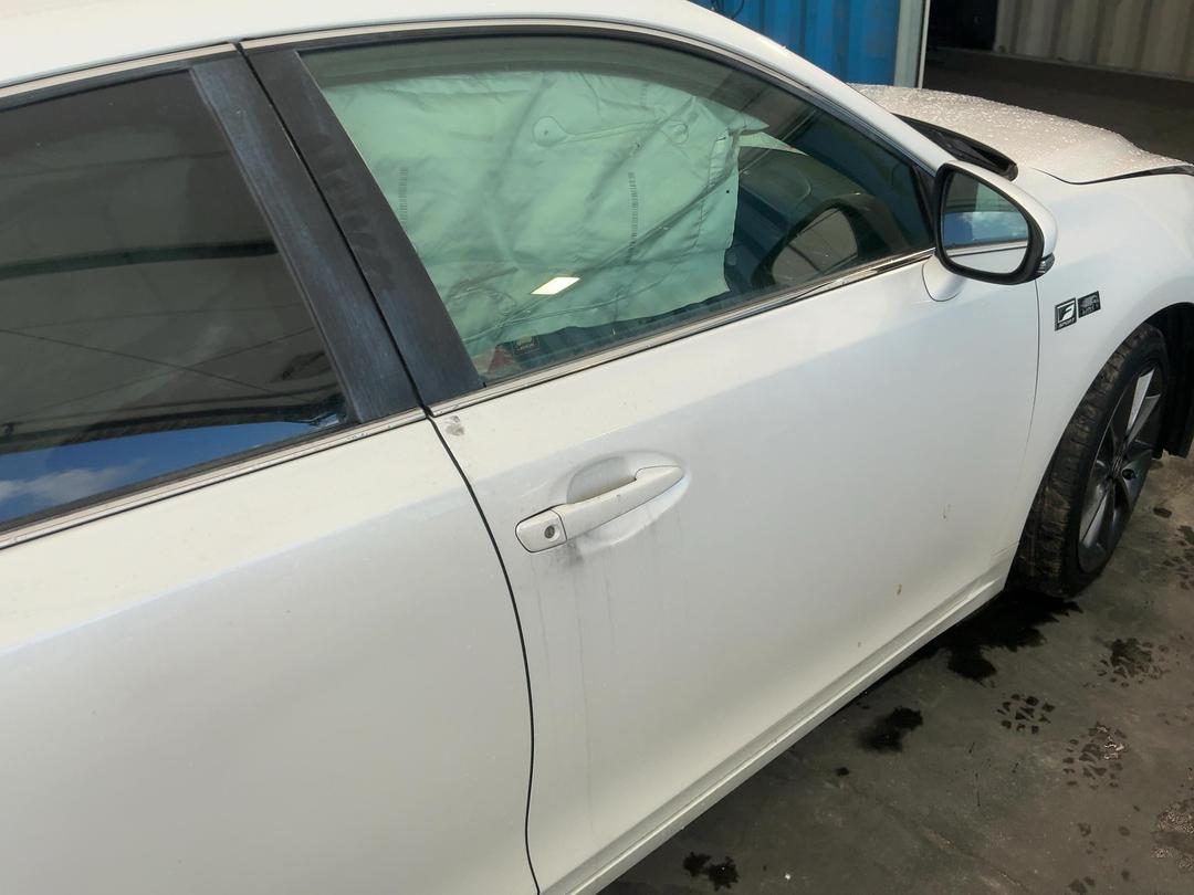 Photo '17' of Lexus CT200H